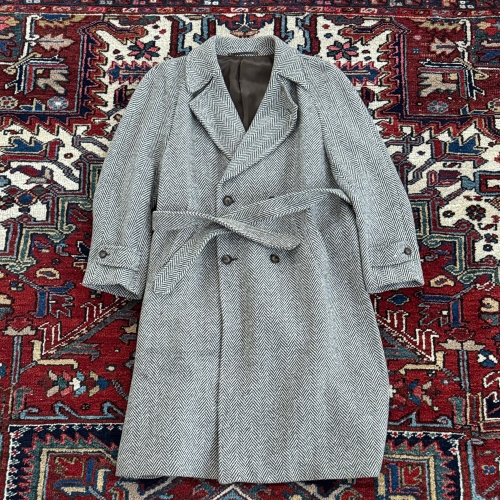 Vintage Men's Classic Gray Double-Breasted Tweed Herringbone Raglan Coat US 44